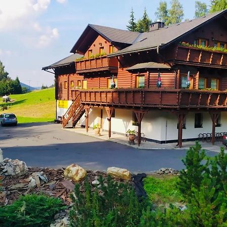 Pension Grizzly Лудвиков Экстерьер фото